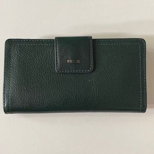 Dark green Fossil wallet